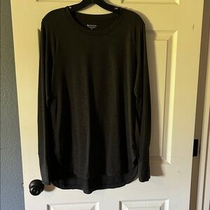 Athleta Uptempo, long sleeve crew charcoal Heather